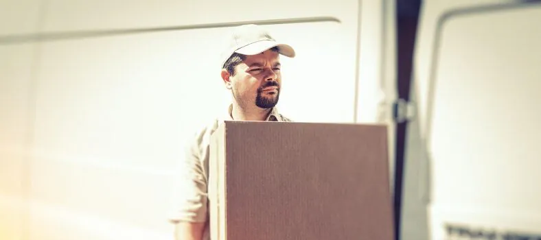 بهترین شرکت‌ اسباب‌ و اثاث کشی کازرون با بسته‌بندی حرفه‌ای